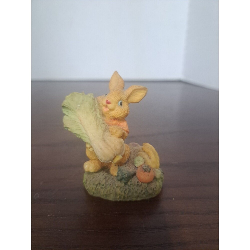Art Mark Rabbit With Vegetables Resin Figure